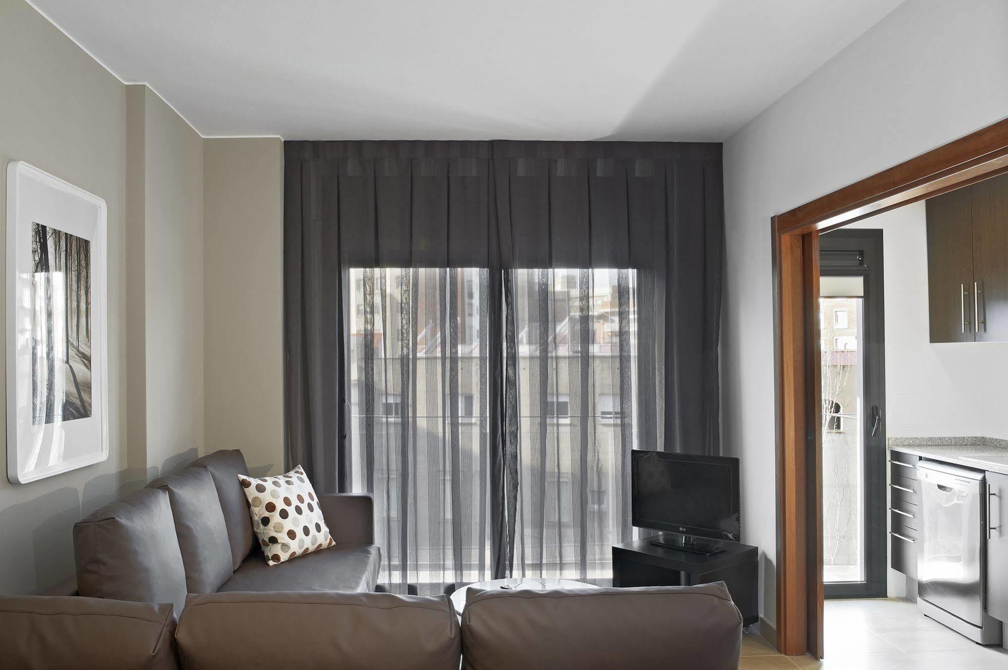 Gran De Gràcia Apartamento *